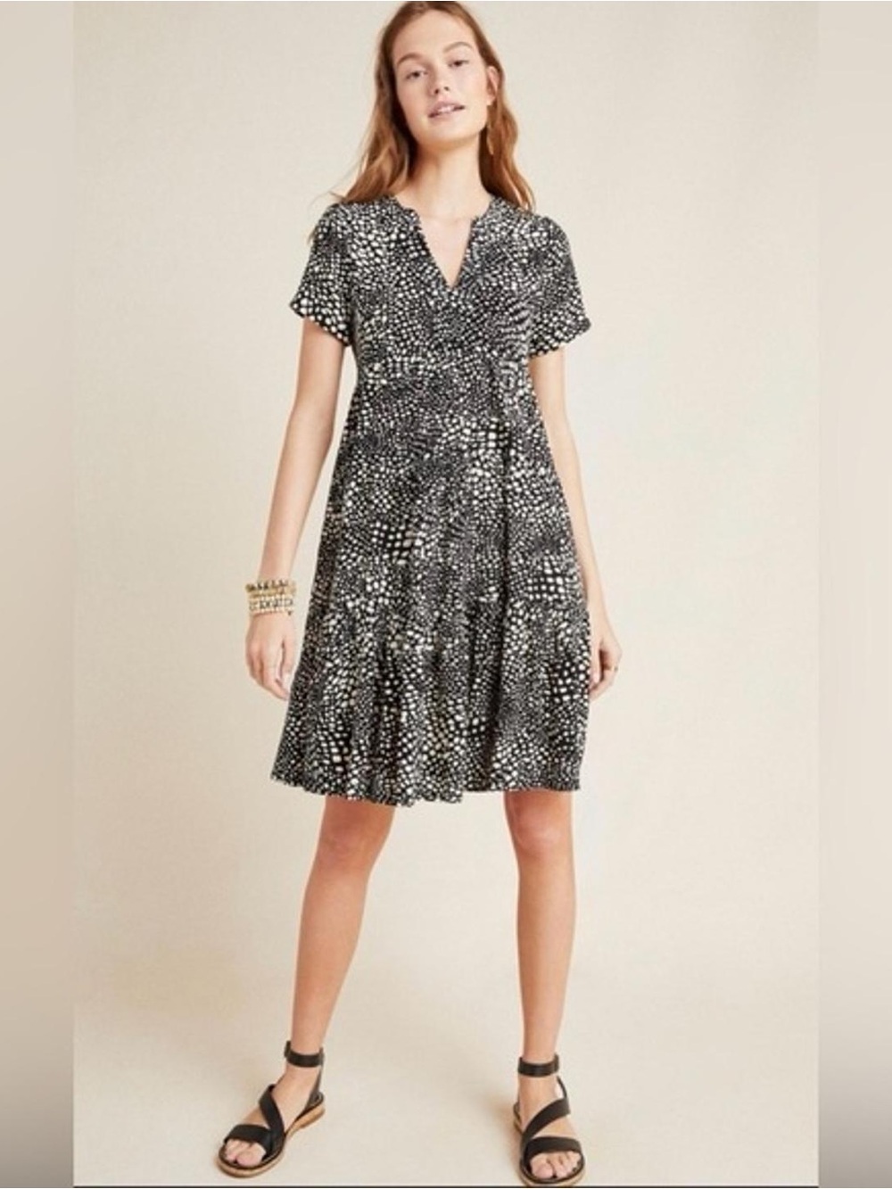 Maeve Anthropologie Black and White Abstract Print Tiered V-Neck Midi Dress Sm.